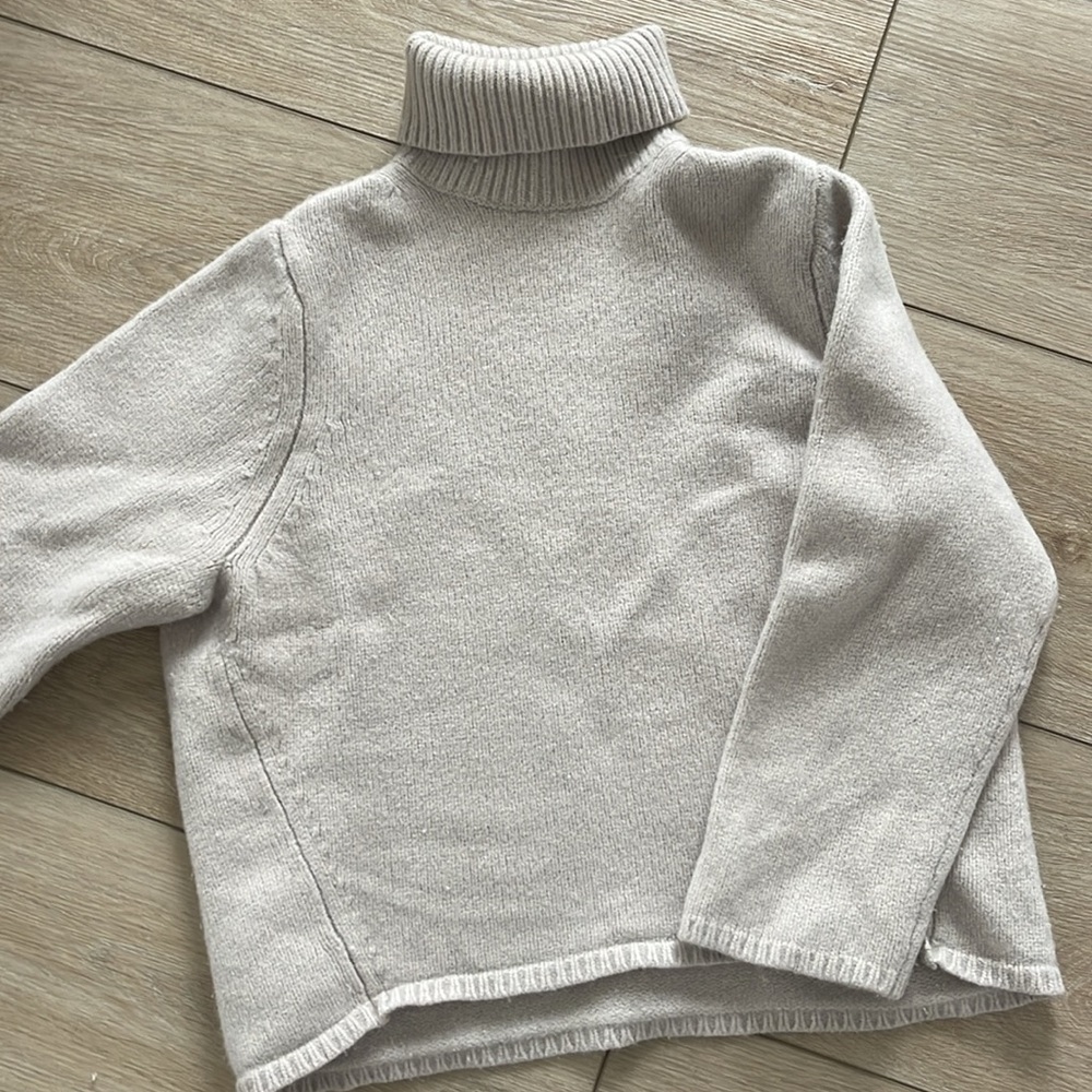 TOTÊME WOOL CASHMERE TURTLENECK TOP